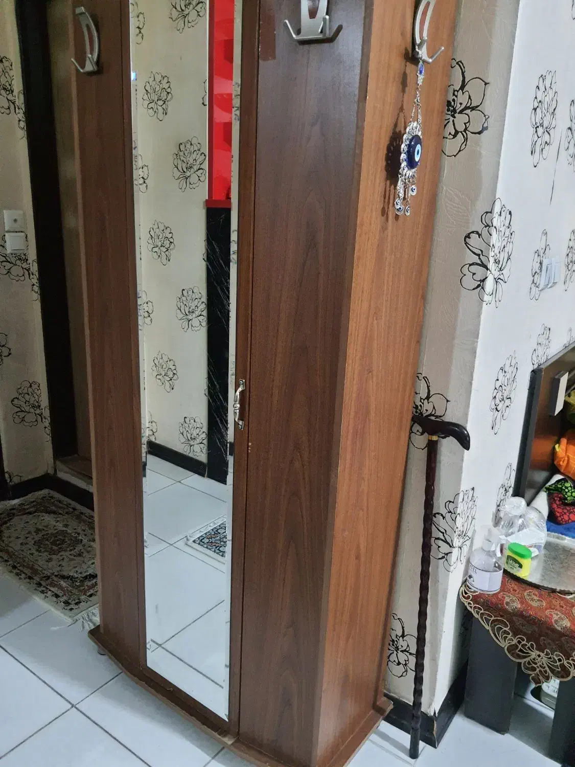 جای کفشی جا لباسی تمیز سالم|جاکفشی، کمد، دراور|محمدشهر, شهرک پیام (مهرالبرز)|دیوار