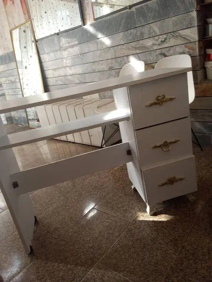 میز ناخن|آرایشگاه و سالنهای زیبایی|فاضل آباد, |دیوار