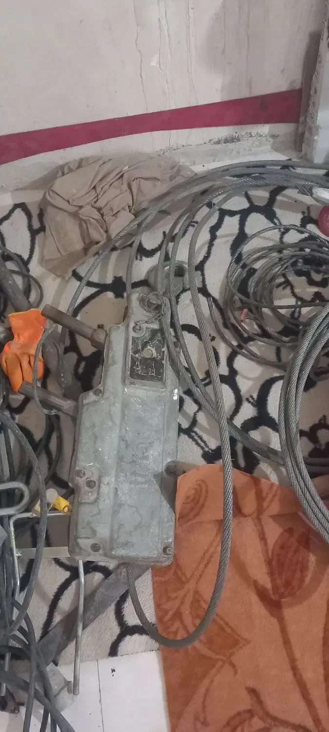 تیفور المانی|ابزارآلات|گیلان غرب, |دیوار