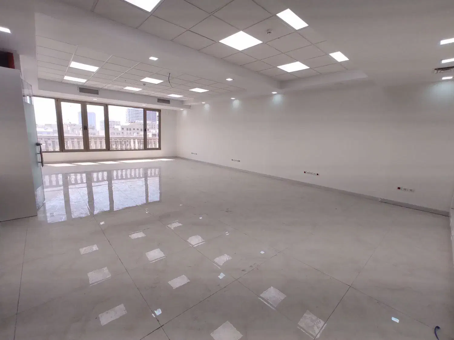 فروش ۲۵۰m اداری ۴ پارکینگ*قلب میرداماد*لابی لابیمن|فروش دفتر کار، اتاق اداری، مطب|تهران, میرداماد|دیوار