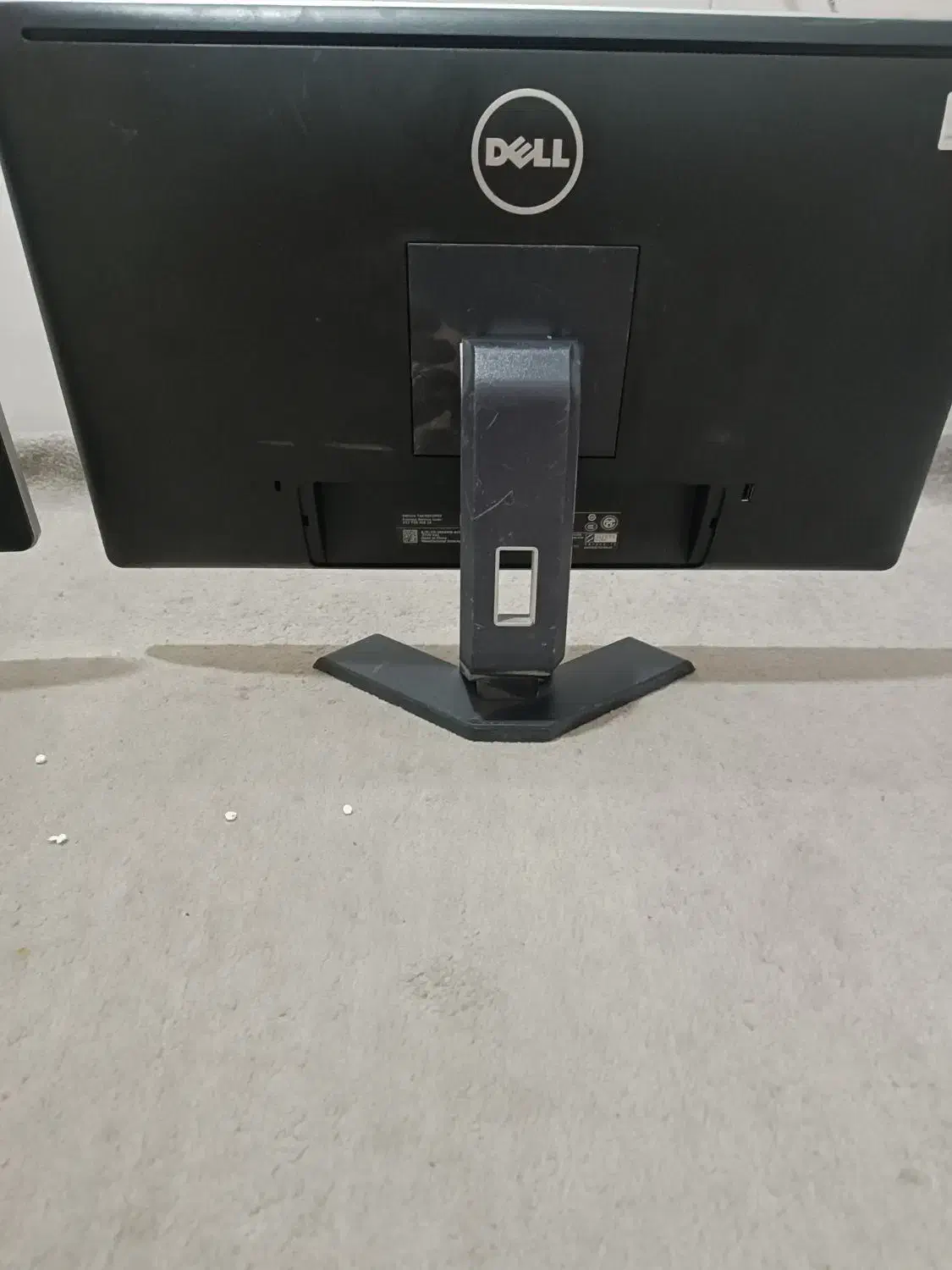 باسلام دو عدد مانیتور فول مارک دل|قطعات و لوازم جانبی رایانه|بندر امام خمینی, |دیوار