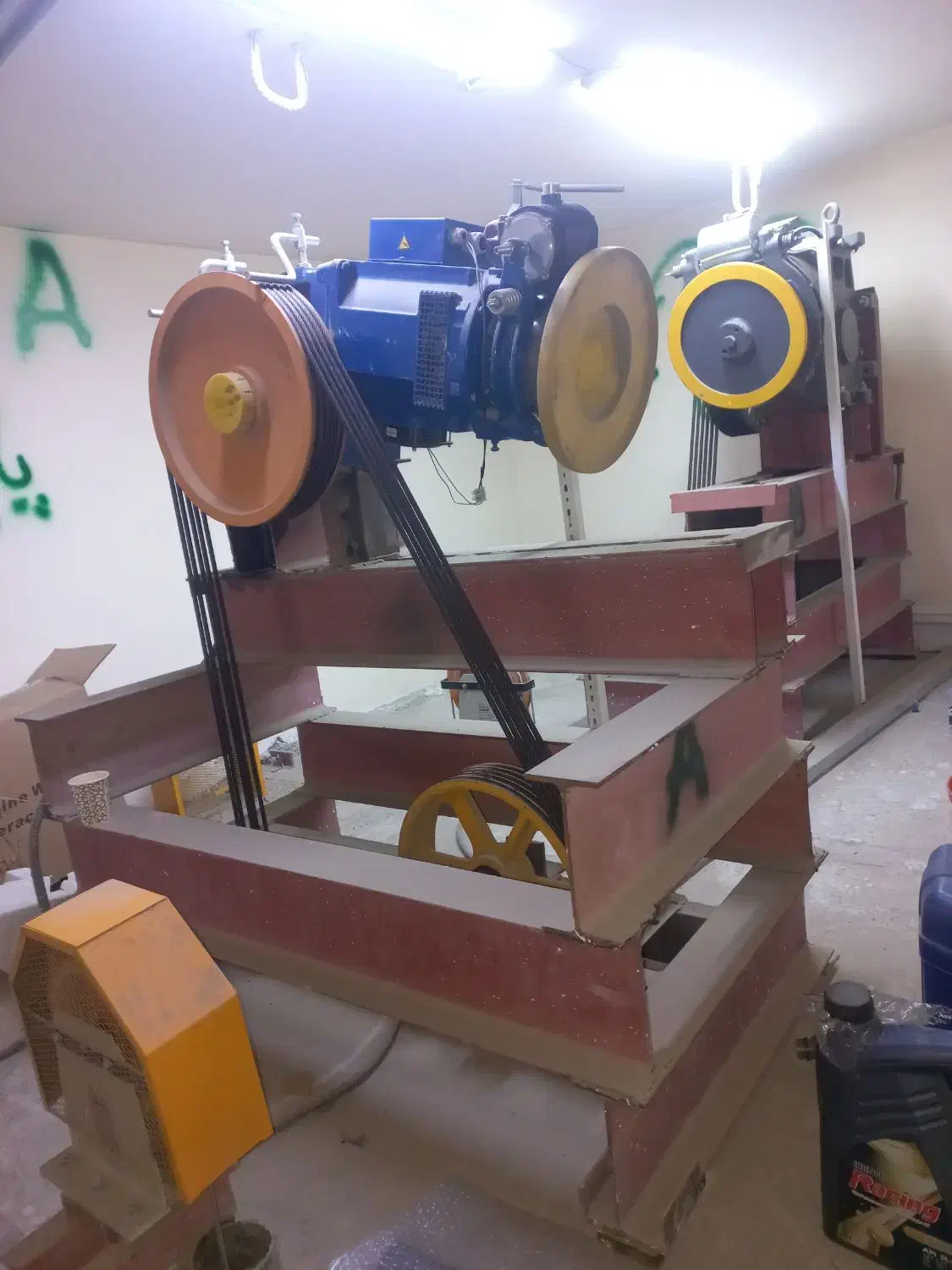 آسانسورنصب تعمیرسرویس و نگهداری‌ بالابر استاندارد|خدمات پیشه و مهارت|فردیس, منظریه|دیوار