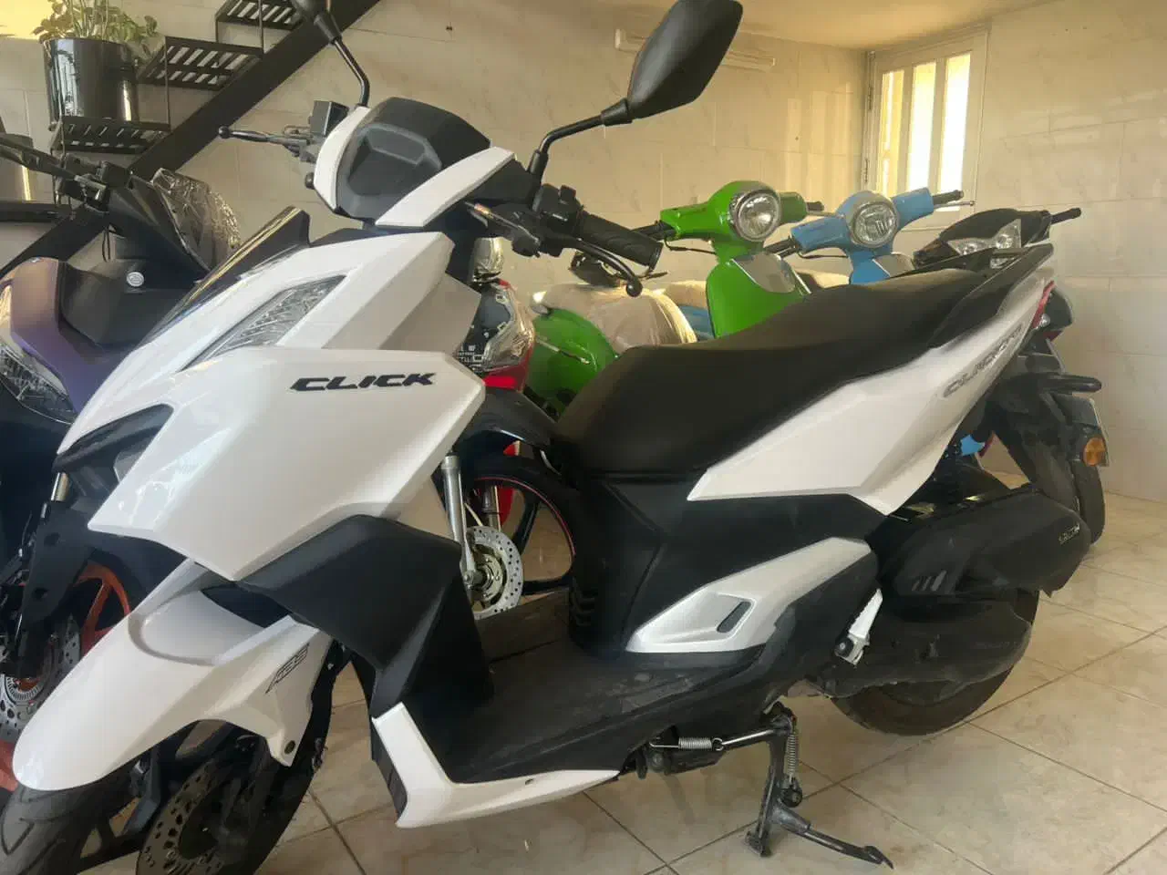 کلیک واریو170بسیارتمیز1402|موتورسیکلت|یزد, |دیوار