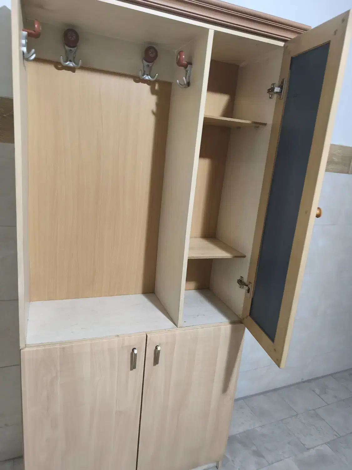 جاکفشی آینه دار|جاکفشی، کمد، دراور|فردیس, فرامرزیه|دیوار