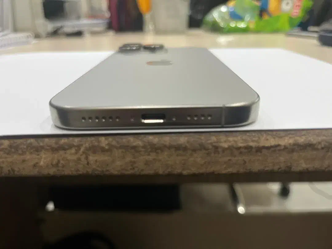 Iphone 16 promax titanium 256 رجیستر شده|موبایل|تهران, صادقیه|دیوار