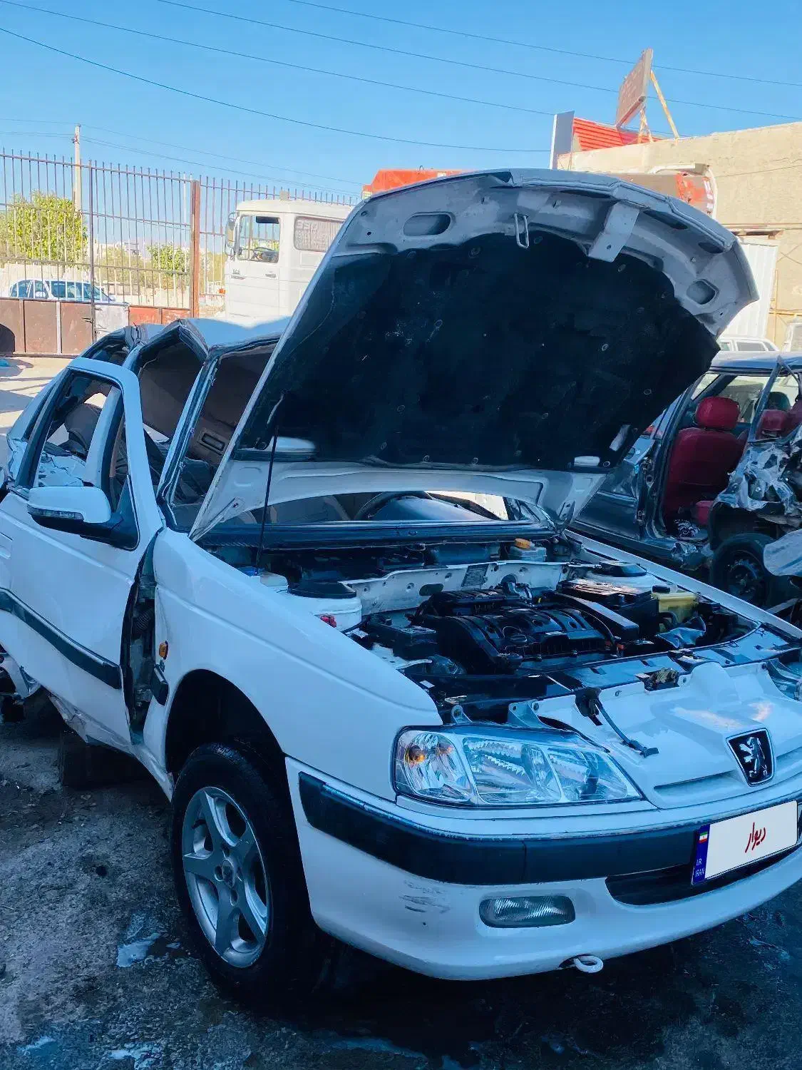 پارسTU5تیوفایوتصادفی‌94موتورروشن‌کمکار‌|خودرو سواری و وانت|تهران, جمهوری|دیوار