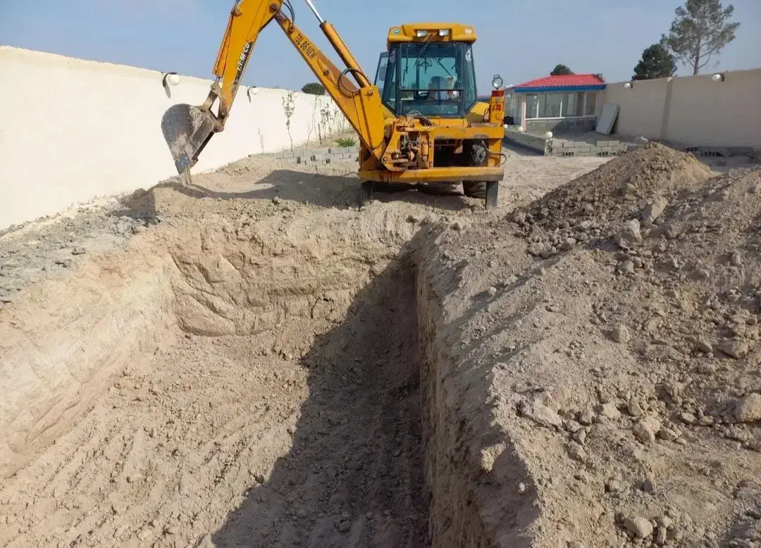 بیل مکانیکی شفته اهک وغیره|خدمات پیشه و مهارت|رفسنجان, |دیوار