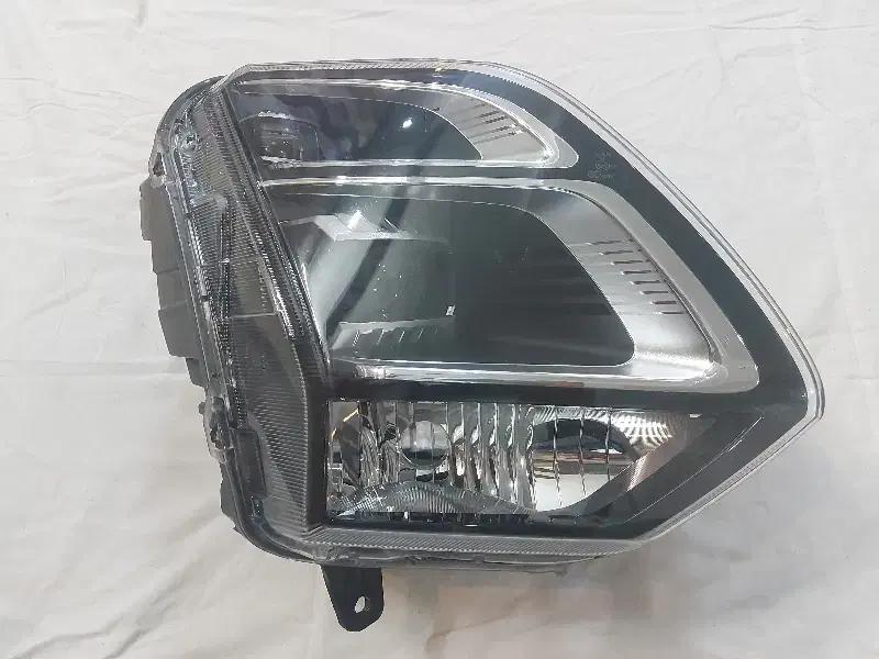 سپر دیلایت و چراغ چپ و راست فونیکس fx|قطعات یدکی و لوازم جانبی|مشهد, کوی پلیس|دیوار