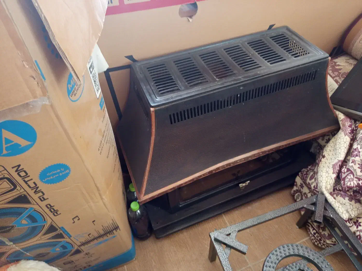 بخاری درحد نو کم کار کرد|بخاری، هیتر، شومینه|تاکستان, |دیوار