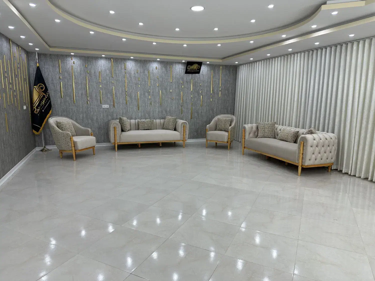 مبل شرکتی وینچنزا|مبلمان خانگی و میز عسلی|ایلام, |دیوار