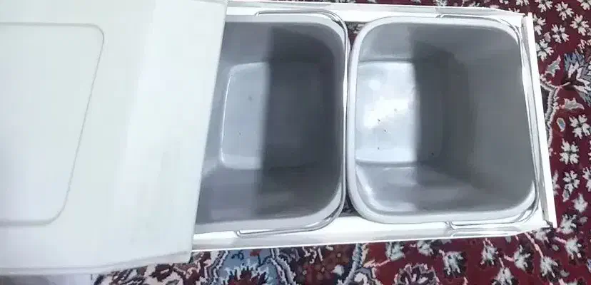 سطل زباله غلطکی داخل کابینت زیر ظرفشویی|ظروف نگهدارنده، پلاستیکی، یک‌بارمصرف|اهواز, فاز ۲ پادادشهر|دیوار