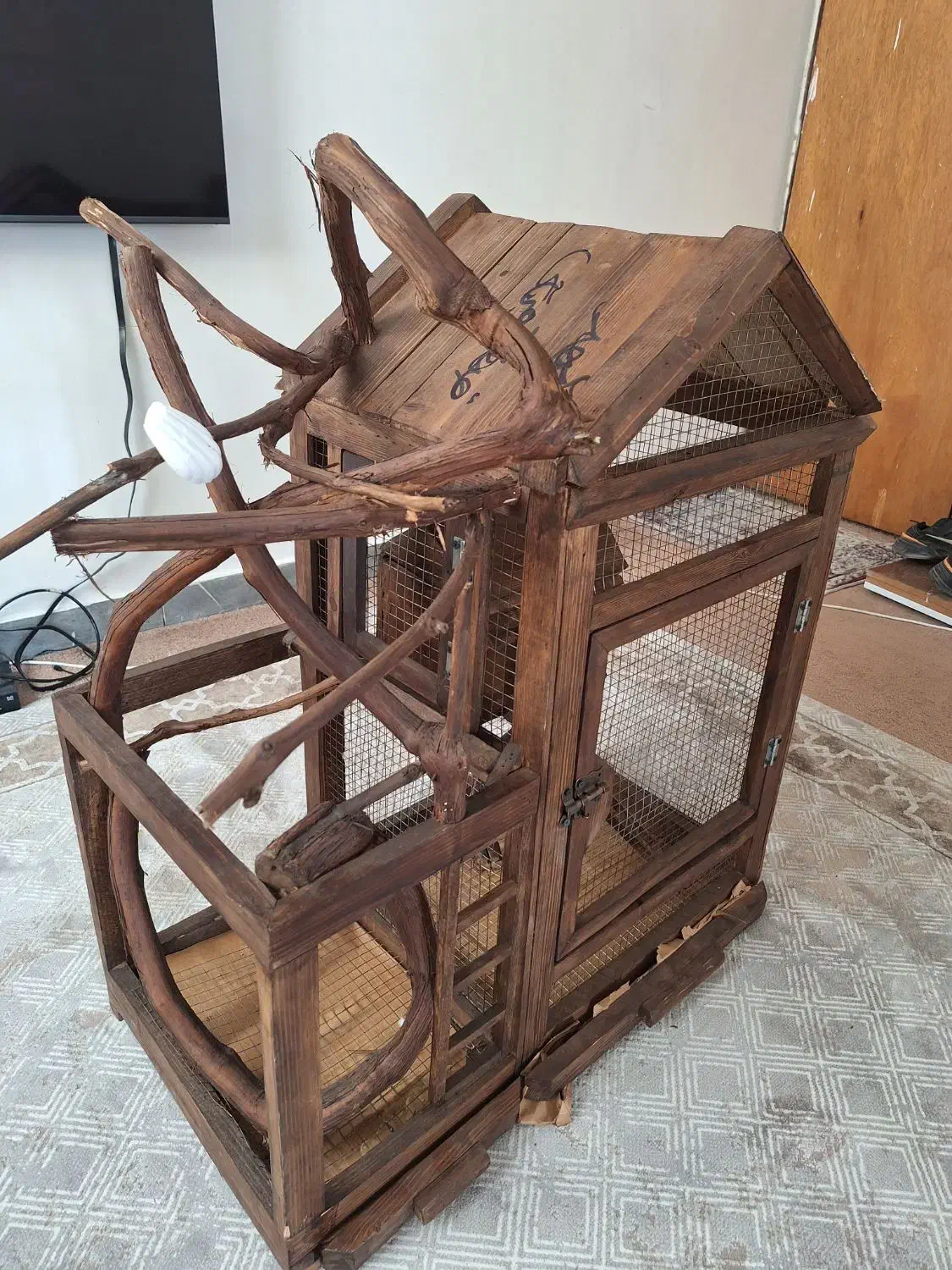 قفس چوبی پرنده|لوازم جانبی حیوانات|بوشهر, |دیوار