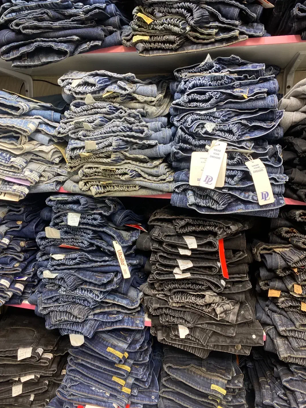 فروشنده خانم یا اقا|استخدام بازاریابی و فروش|تهران, بازار|دیوار