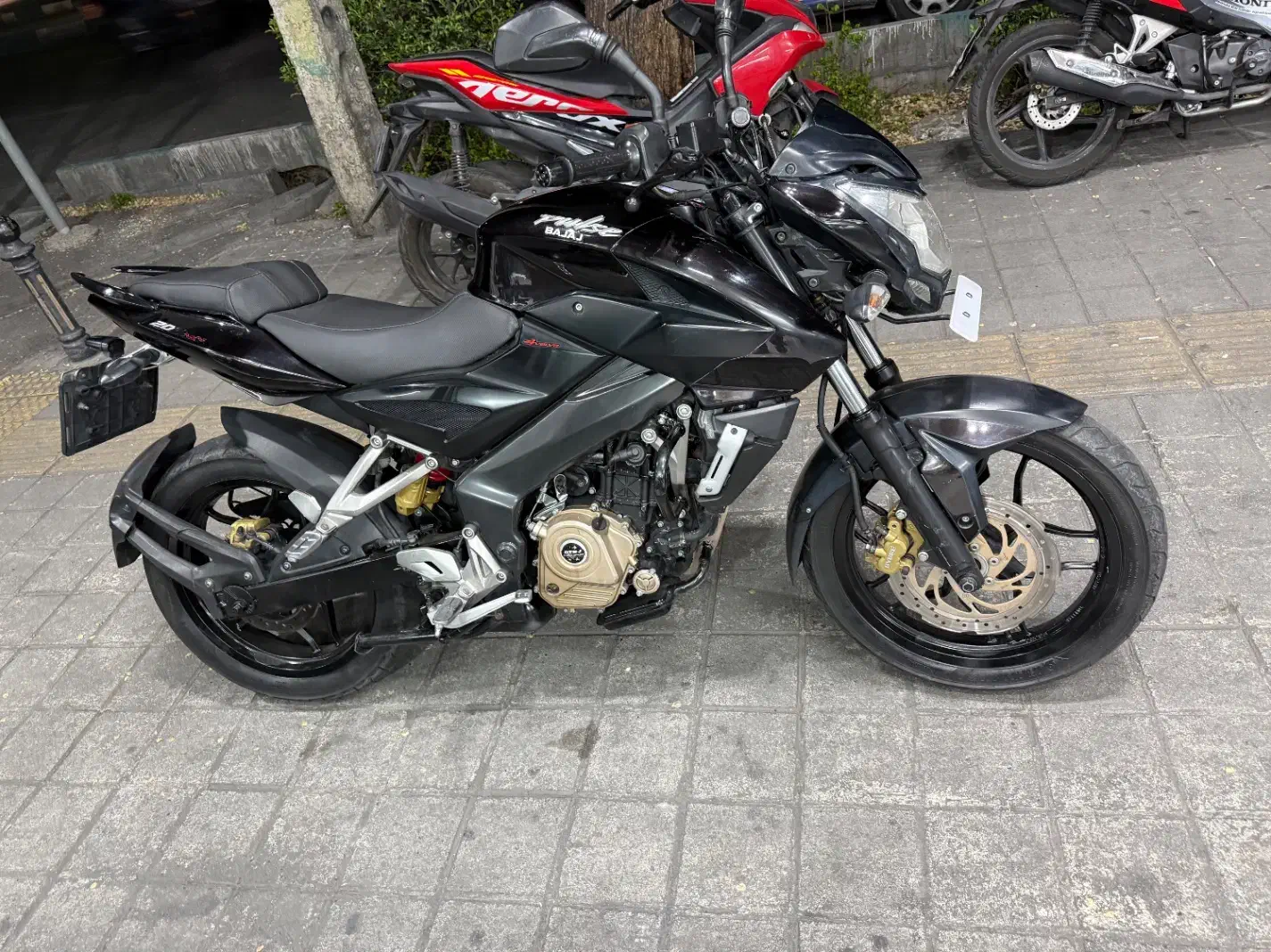 Ns200|موتورسیکلت|نظرآباد, نظرآباد|دیوار