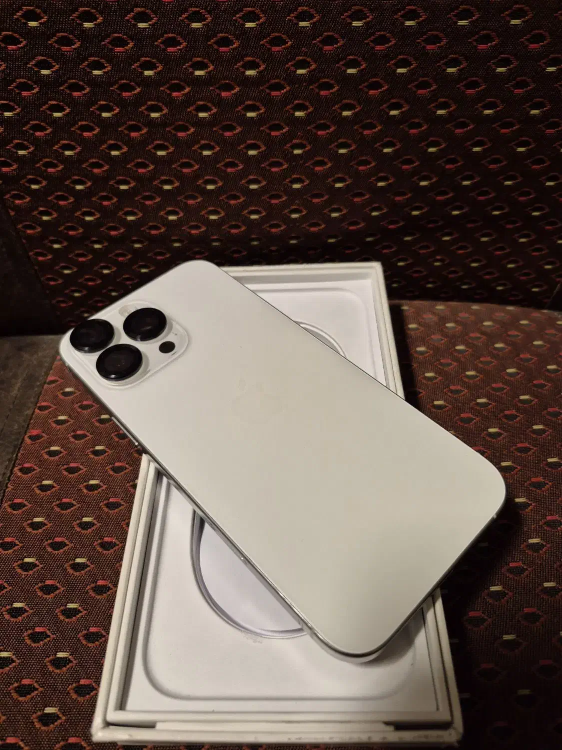 ۱۶ پرومکس ۲۵۶ گیگ|موبایل|ساری, |دیوار