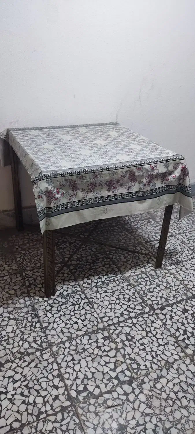 میز نهارخوری فرفوژه|میز و صندلی غذاخوری|قائم‌شهر, |دیوار