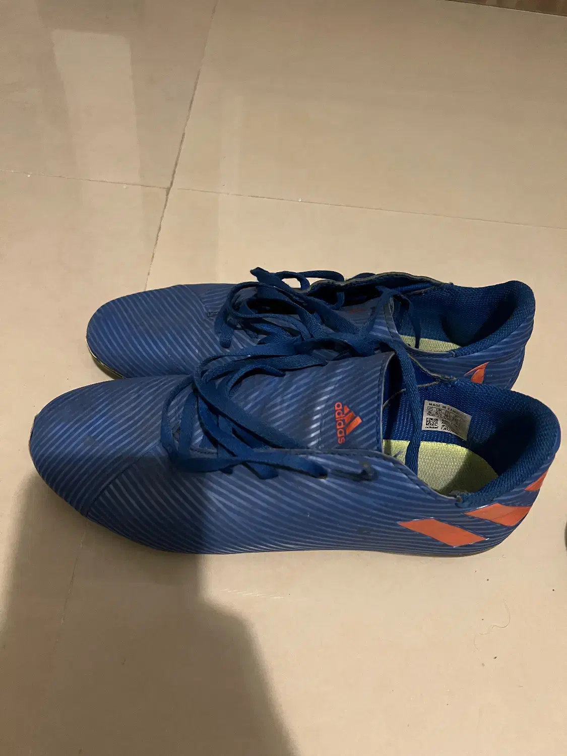 کفش فوتبال چمنی|کیف، کفش، کمربند|تهران, مجیدیه|دیوار