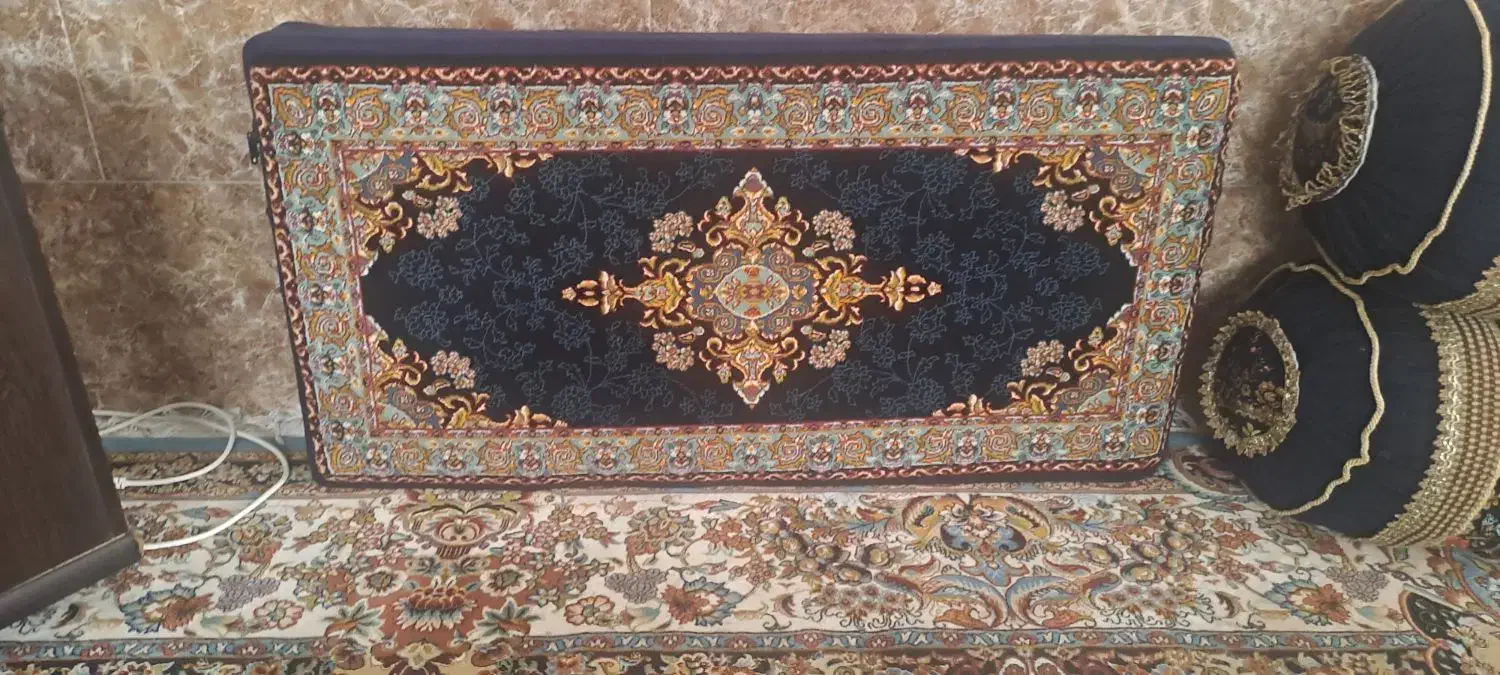 فروش قالی تخت خواب و خوشخواب ومیز ال ای دی  وپشتی|فرش|شیراز, حجت آباد|دیوار