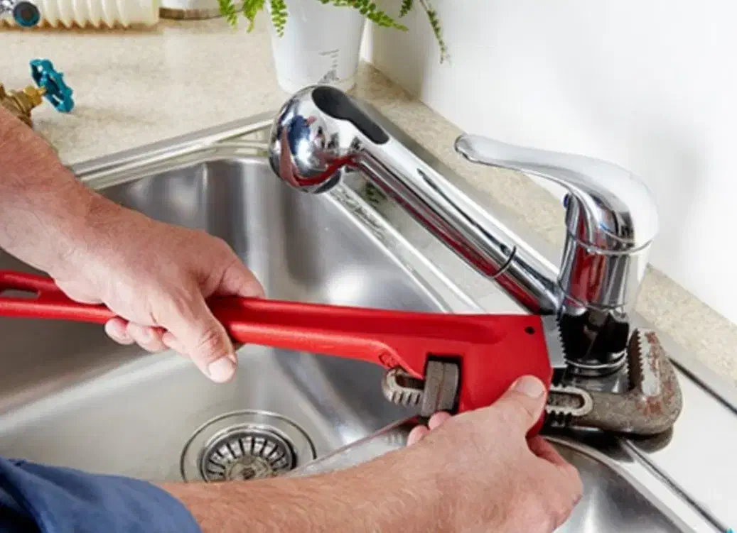 لوله کشی لوله کش آب و فاضلاب و پکیج|خدمات پیشه و مهارت|قم, باجک یک|دیوار