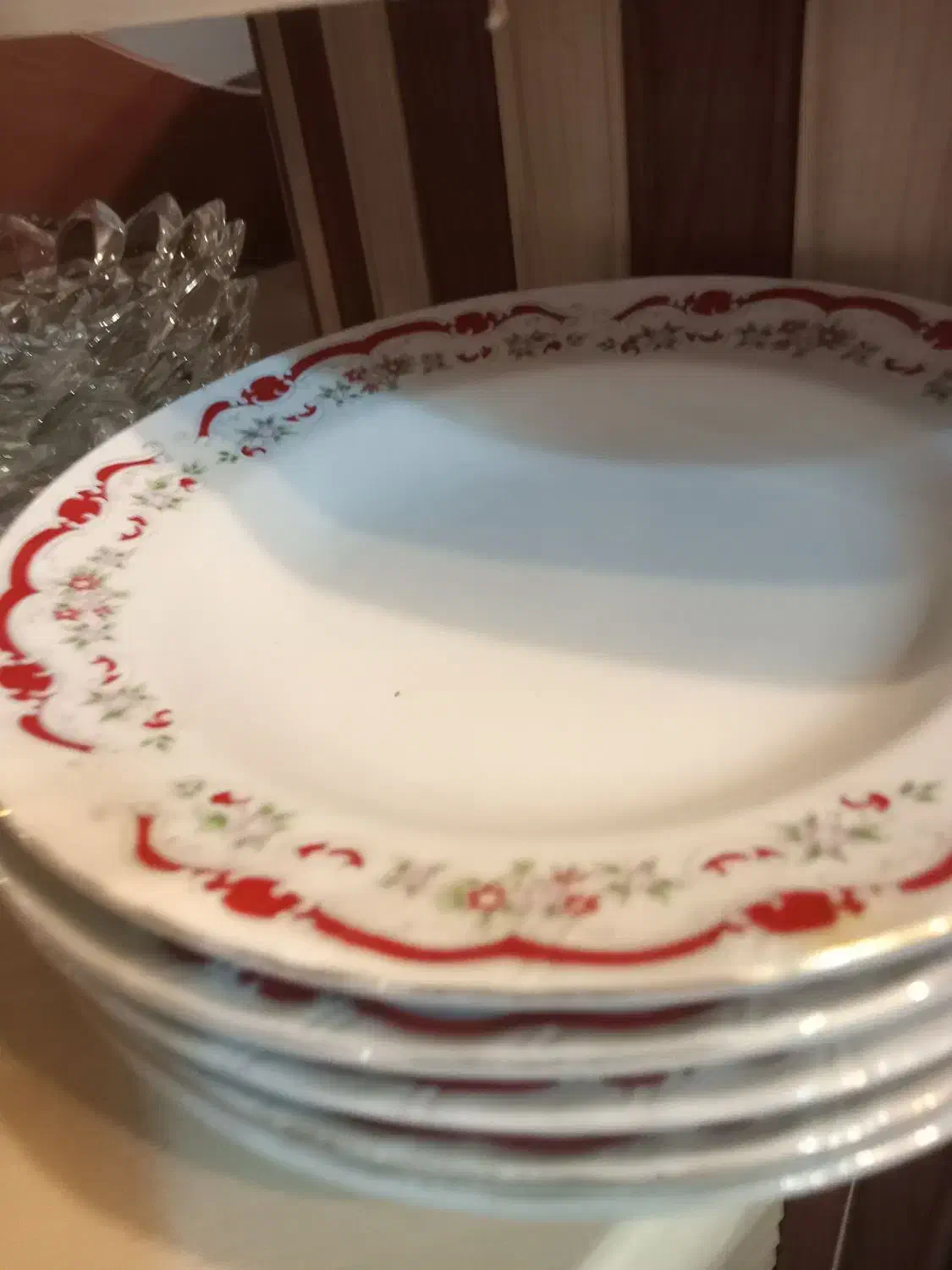 فرش جارو برقی ولوزم آشپز خانه|ظروف سرو و پذیرایی|رشت, لاکانی|دیوار