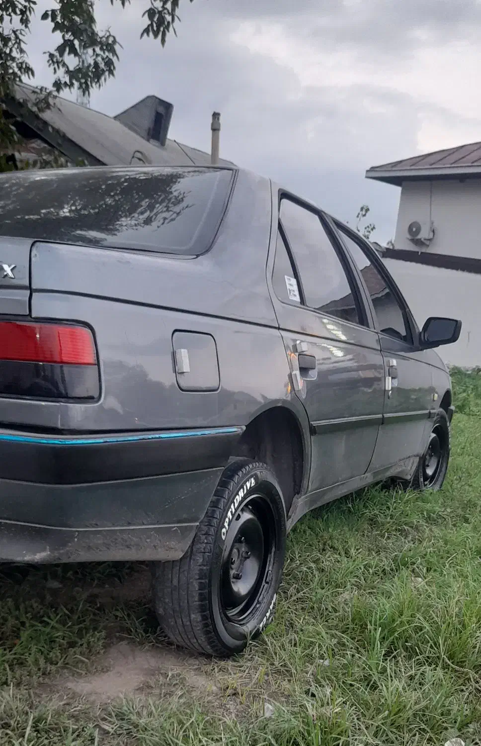 پژو 405|خودرو سواری و وانت|رشت, دخانیات|دیوار