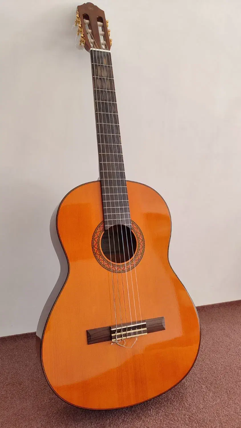 گیتار yamaha c70|گیتار، بیس، امپلیفایر|گرگان, |دیوار