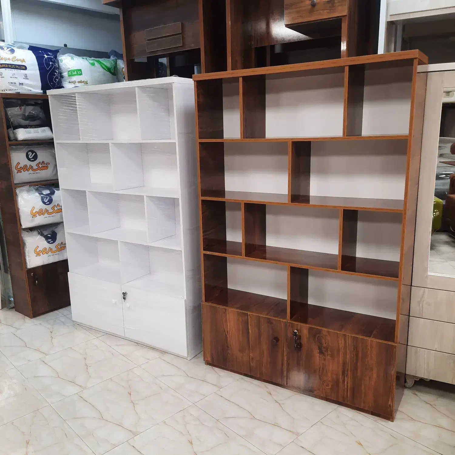 کتابخانه ۱۲۰سانت|کتابخانه، شلف، قفسه‌های دیواری|رشت, رودبارتان|دیوار