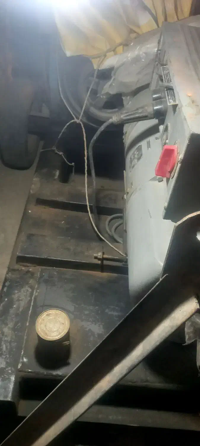 موتور جوش رومانی با دینام چک بلند|ماشین‌آلات صنعتی|کوهبنان, |دیوار