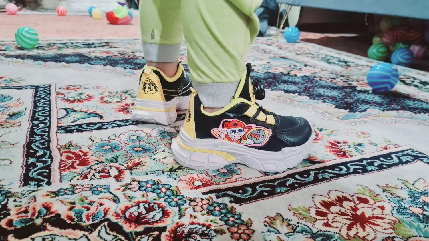 کفش اسپورت کپسولی بچه گانه|کفش و لباس بچه|مشهد, فدک|دیوار