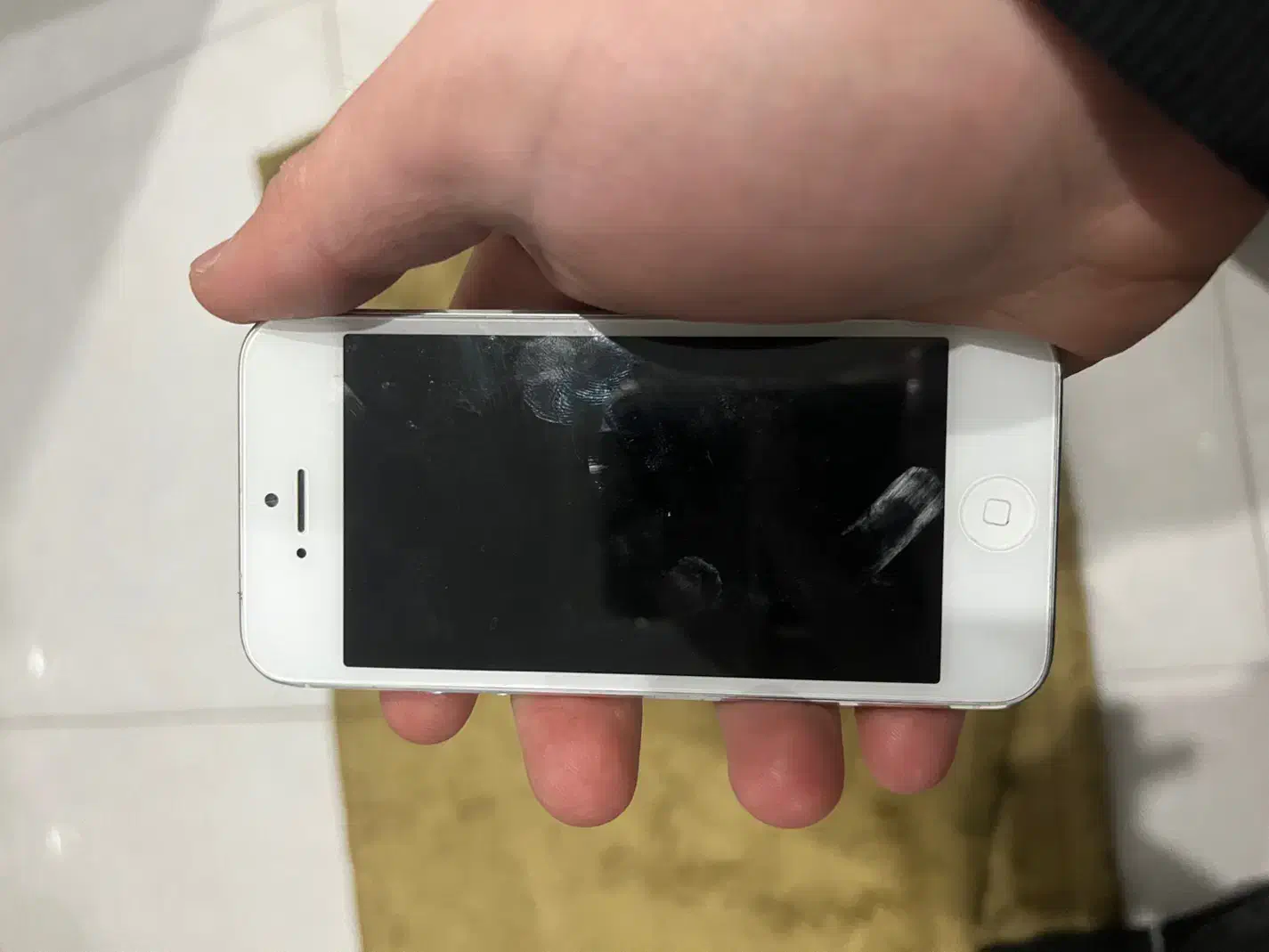 ایفون 5|موبایل|باقرشهر, |دیوار