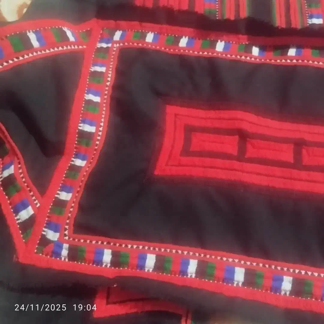 لباس|لباس|ایرانشهر, |دیوار