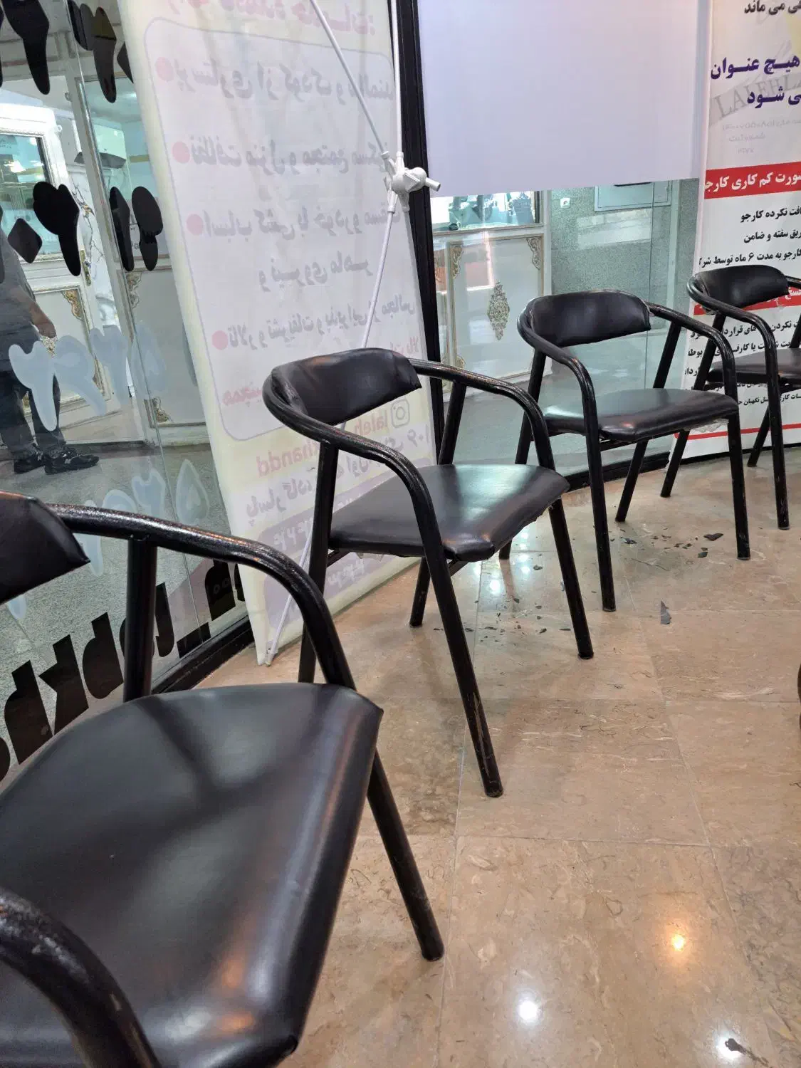 میز ال مدیریت میز منشی و صندلی در حدنو|دفتر کار|فولادشهر, A2|دیوار