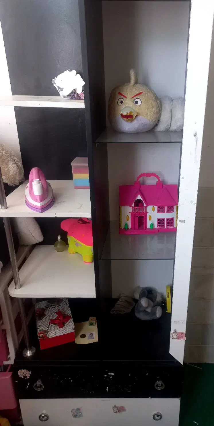 فروش کمد بوفه کمد لباس کودک و یکی کمد چوبی|جاکفشی، کمد، دراور|اردکان, |دیوار