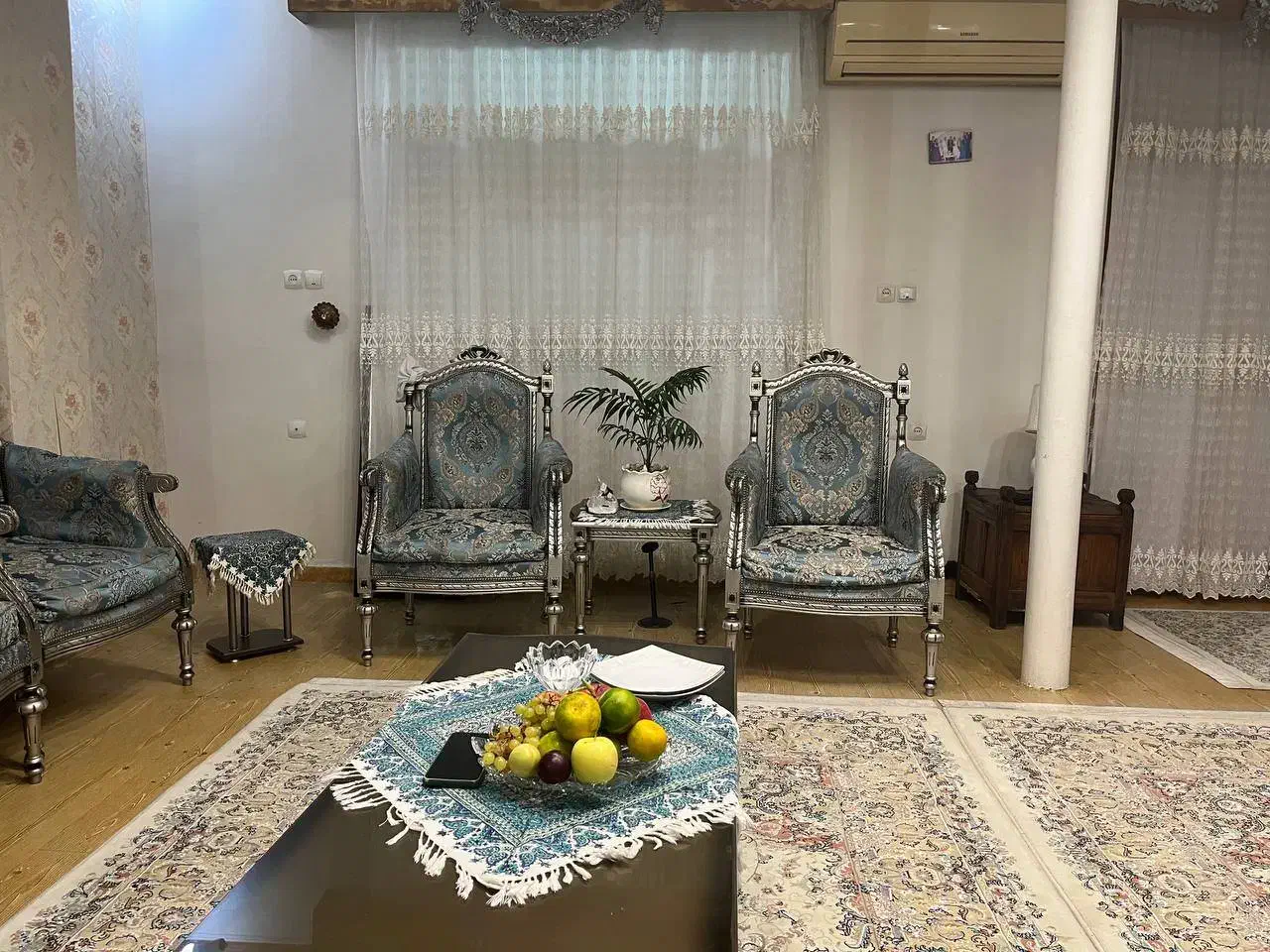 مبل و میز ناهارخوری|مبلمان خانگی و میز عسلی|رشت, کوی جام جم|دیوار