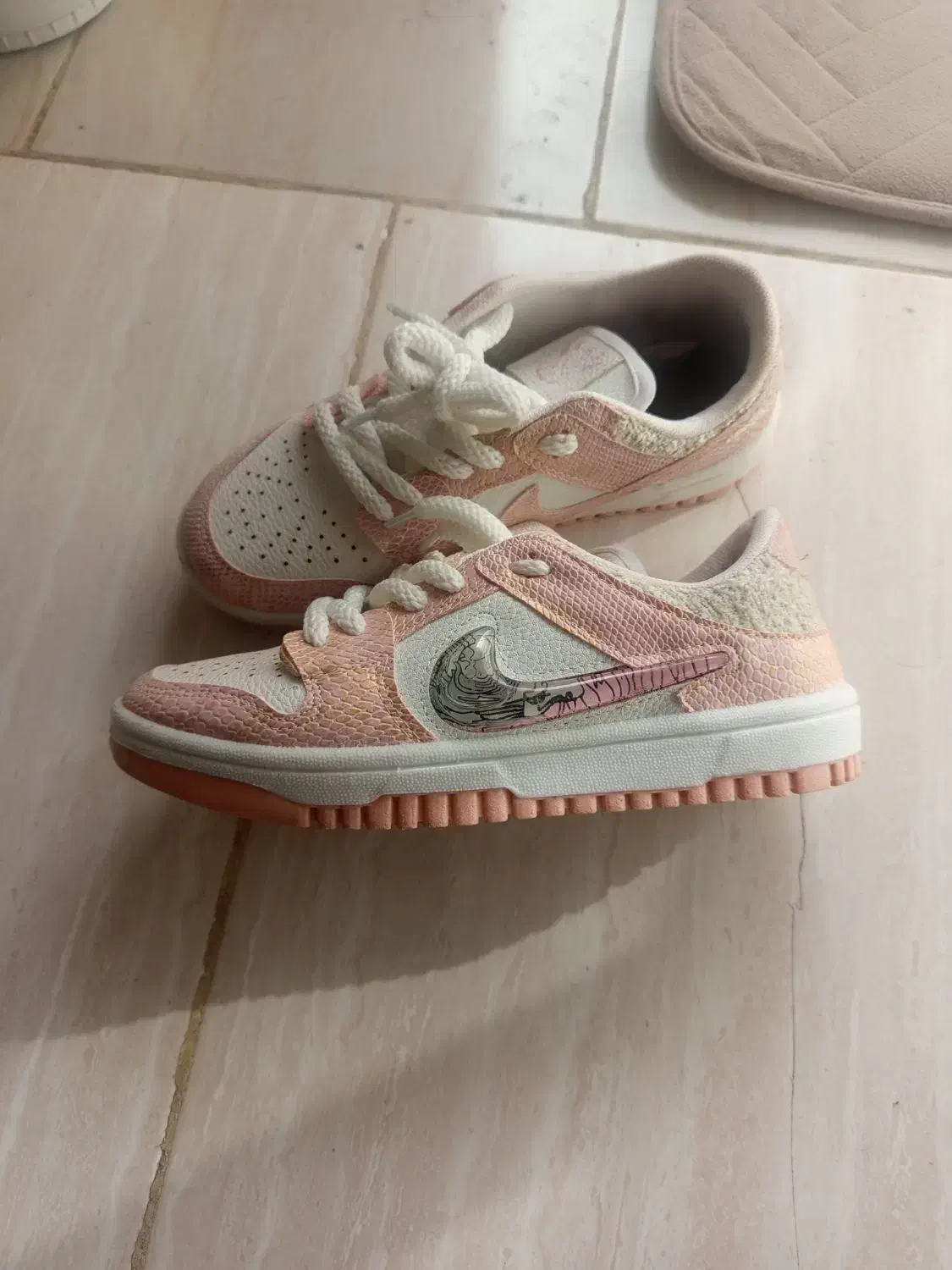 کتونی|کیف، کفش، کمربند|خرم‌آباد, |دیوار