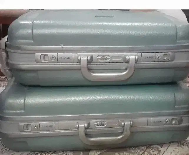 چمدان|کیف، کفش، کمربند|سیرجان, |دیوار