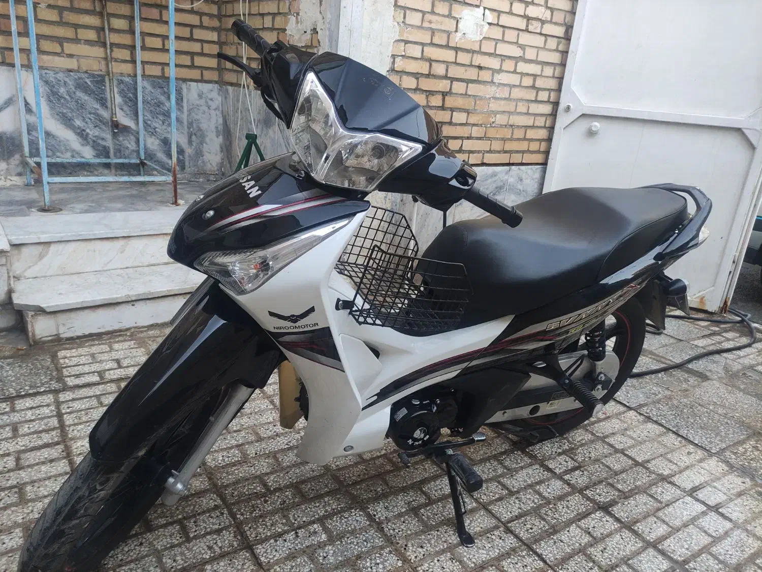 موتور لاکی احسان 125|موتورسیکلت|تربت‌حیدریه, آسایش|دیوار