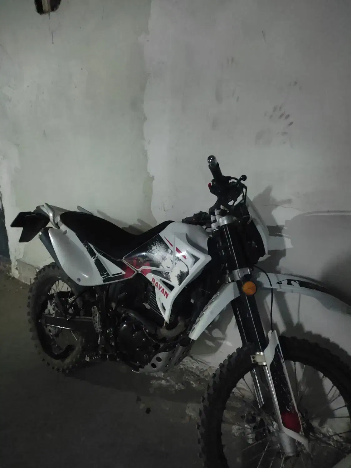 روان 200مدل1401|موتورسیکلت|مشهد, سید رضی|دیوار