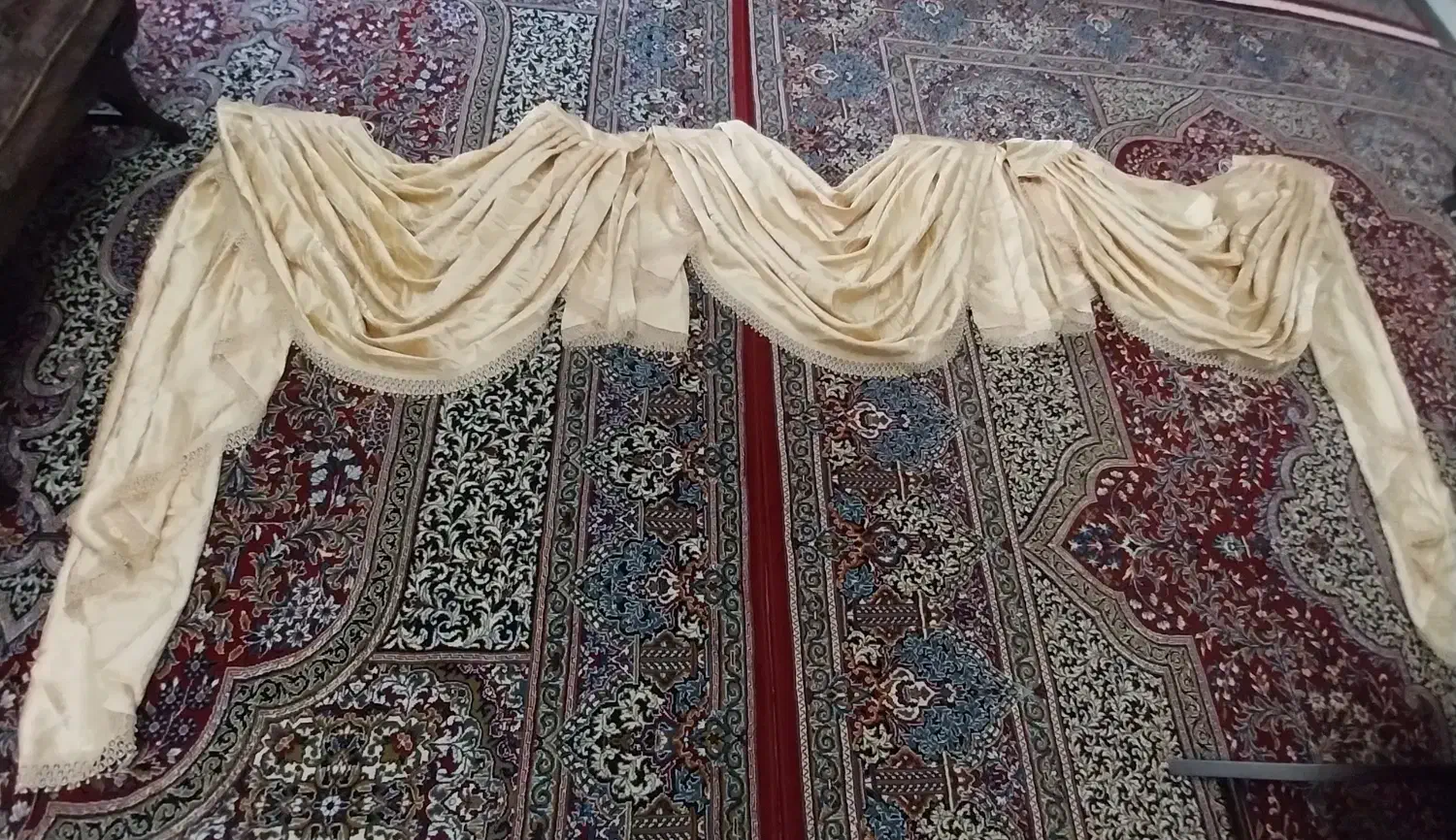 پرده ی پذیرایی و والان و اشانتیون پرده آشپزخانه|پرده، رانر، رومیزی|دماوند, دماوند|دیوار