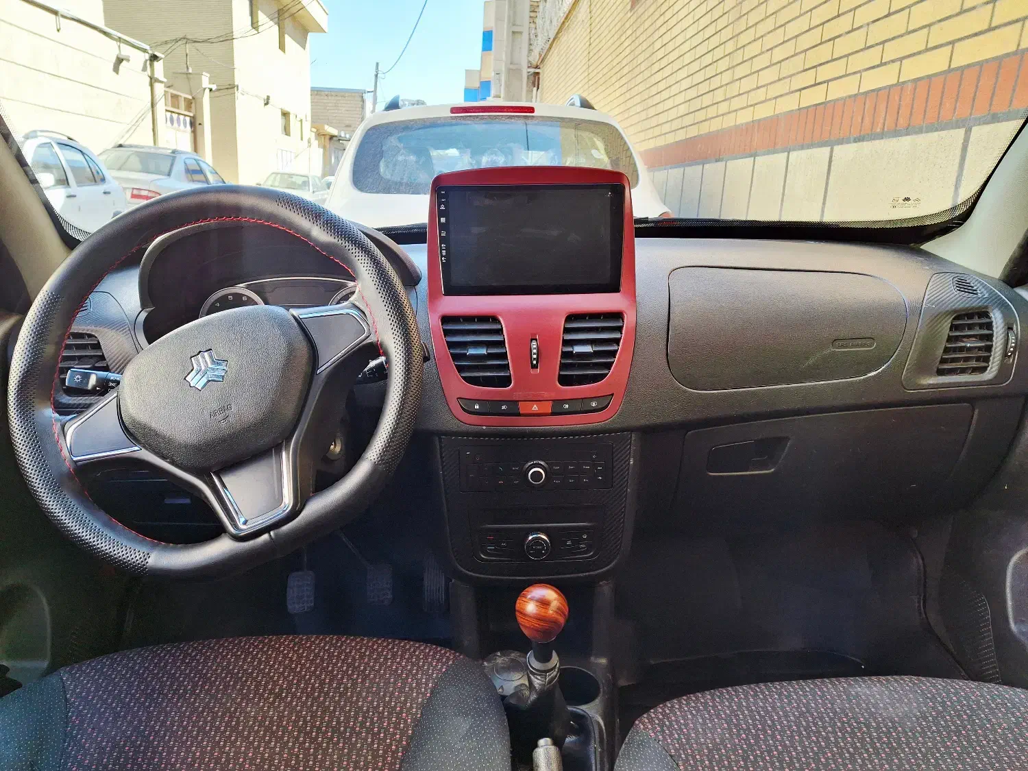 کوییک 1402 کم کار|خودرو سواری و وانت|سیرجان, |دیوار