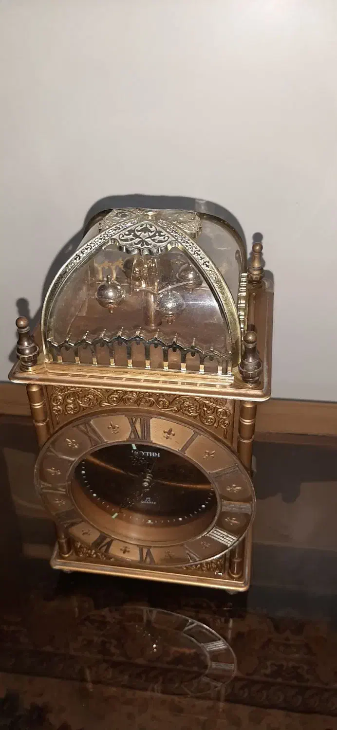 ساعت قدیمی دکوری|کلکسیون اشیاء عتیقه|قم, حاج زینل|دیوار