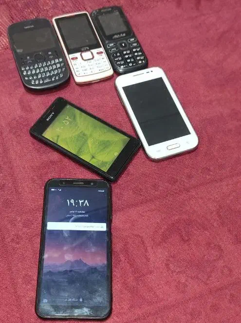 موبایل لمسی و دکمه ای سالم|موبایل|صومعه‌سرا, |دیوار