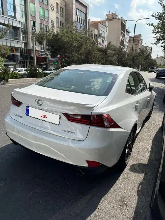 Is250|خودرو سواری و وانت|تهران, قیطریه|دیوار