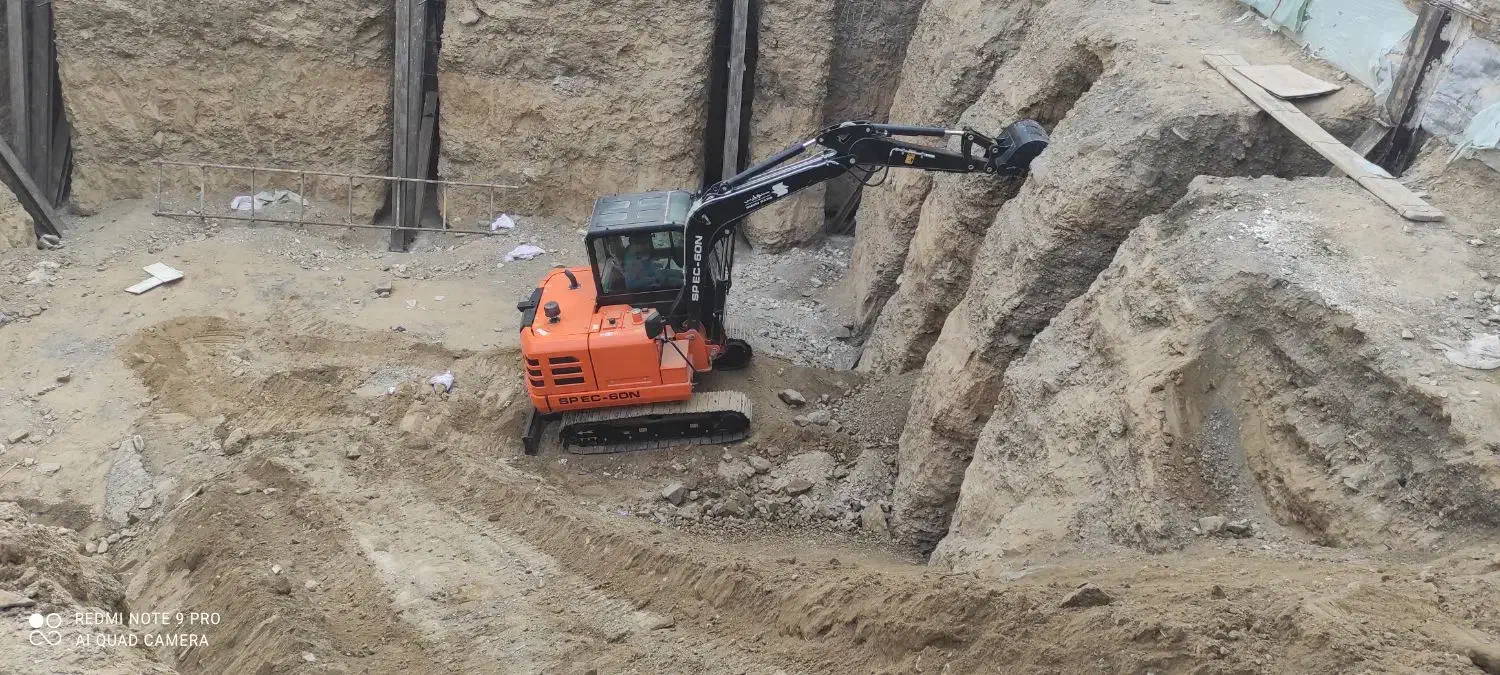 اجاره مینی بیل زنجیری|خدمات حمل و نقل|مشهد, جاهد شهر|دیوار