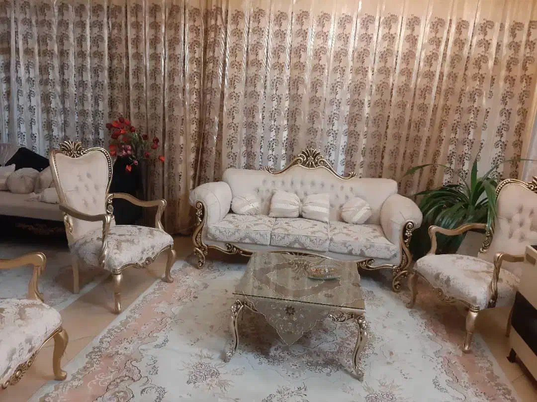 مبل و میز ناهار خوری|مبلمان خانگی و میز عسلی|گلپایگان, |دیوار