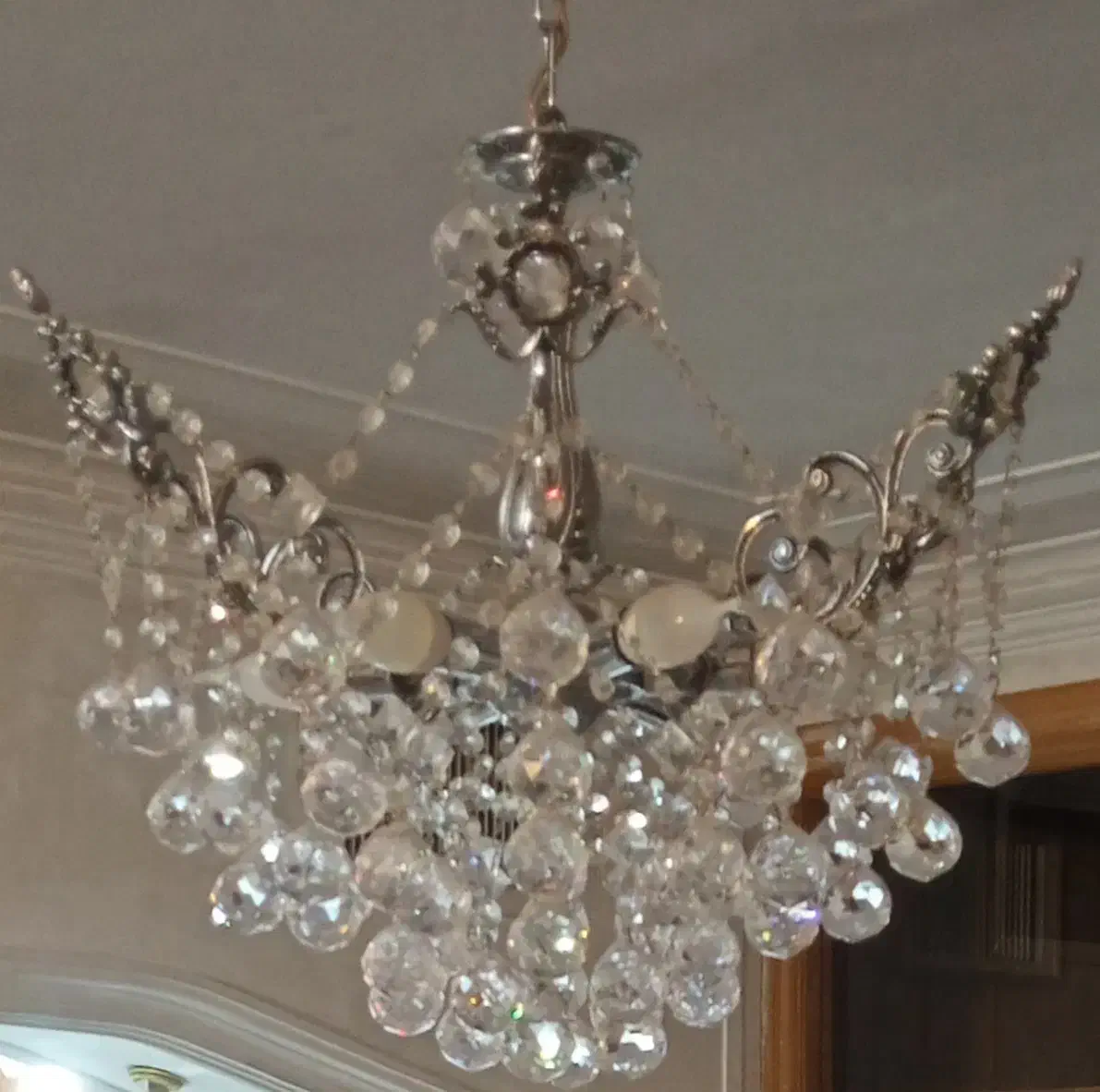 دو عدد لوستر ۶ شاخه با یک دیوار کوب|لوستر و چراغ آویز|خوی, |دیوار