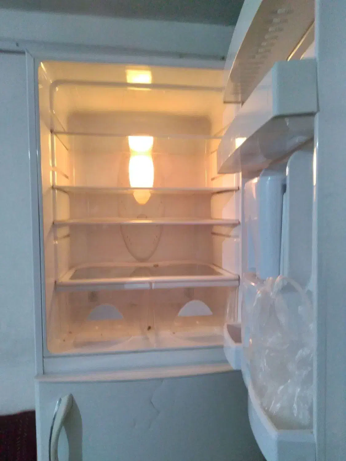 یخچال تمیزو سالم|یخچال و فریزر|سبزوار, قصبه شرقی|دیوار