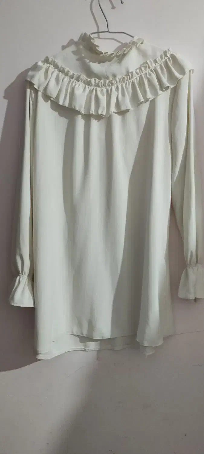 شومیز|لباس|سبزوار, امام خمینی (ناوی)|دیوار