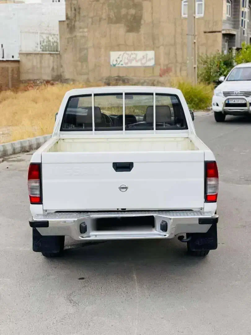 نیسان پیکاپ سفید رنگ ۸۹|خودرو سواری و وانت|شیراز, ارم|دیوار