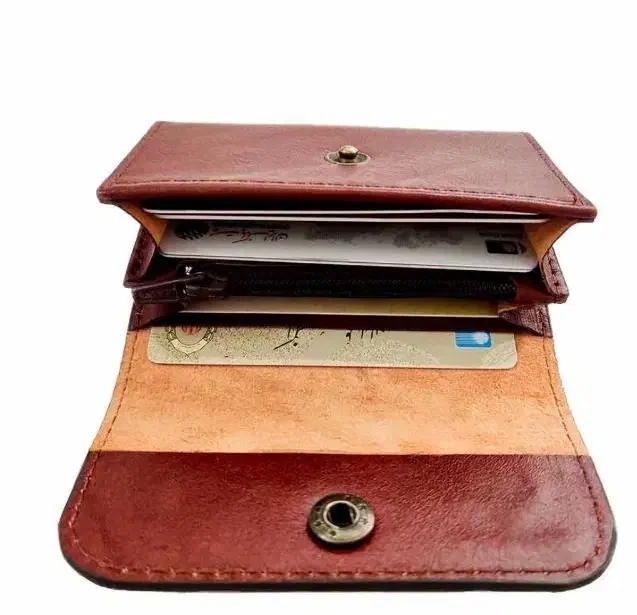 کیف جای کارتی گم شده|اشیا|دورود, |دیوار